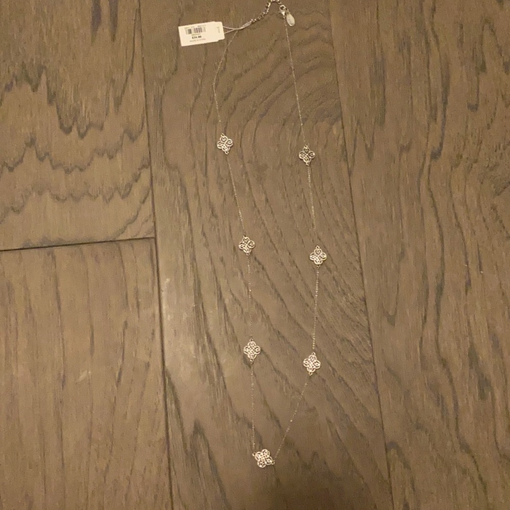 Ann Taylor necklace new with tag